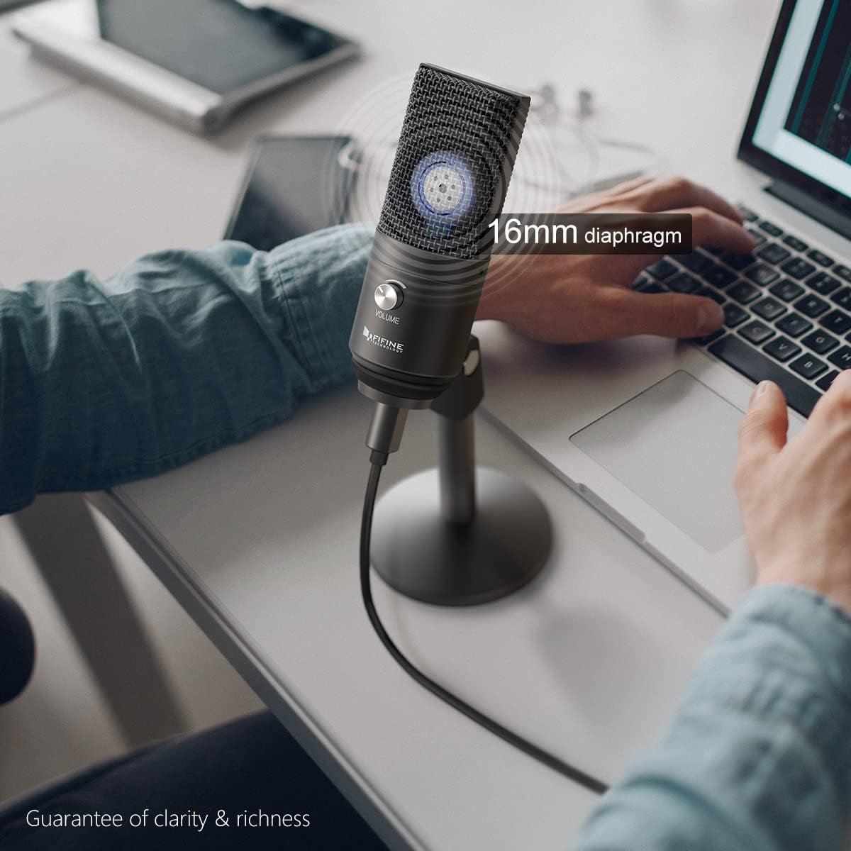Fifine Podcast Microphone USB with Headphone Monitoring 3.5Mm Jack and Pluggable USB Connectivity Cable for Computer,Pc,Mac/Windows,Recording Voice Over, Streaming Twitch/Gaming/Youtube/Discord-K670B