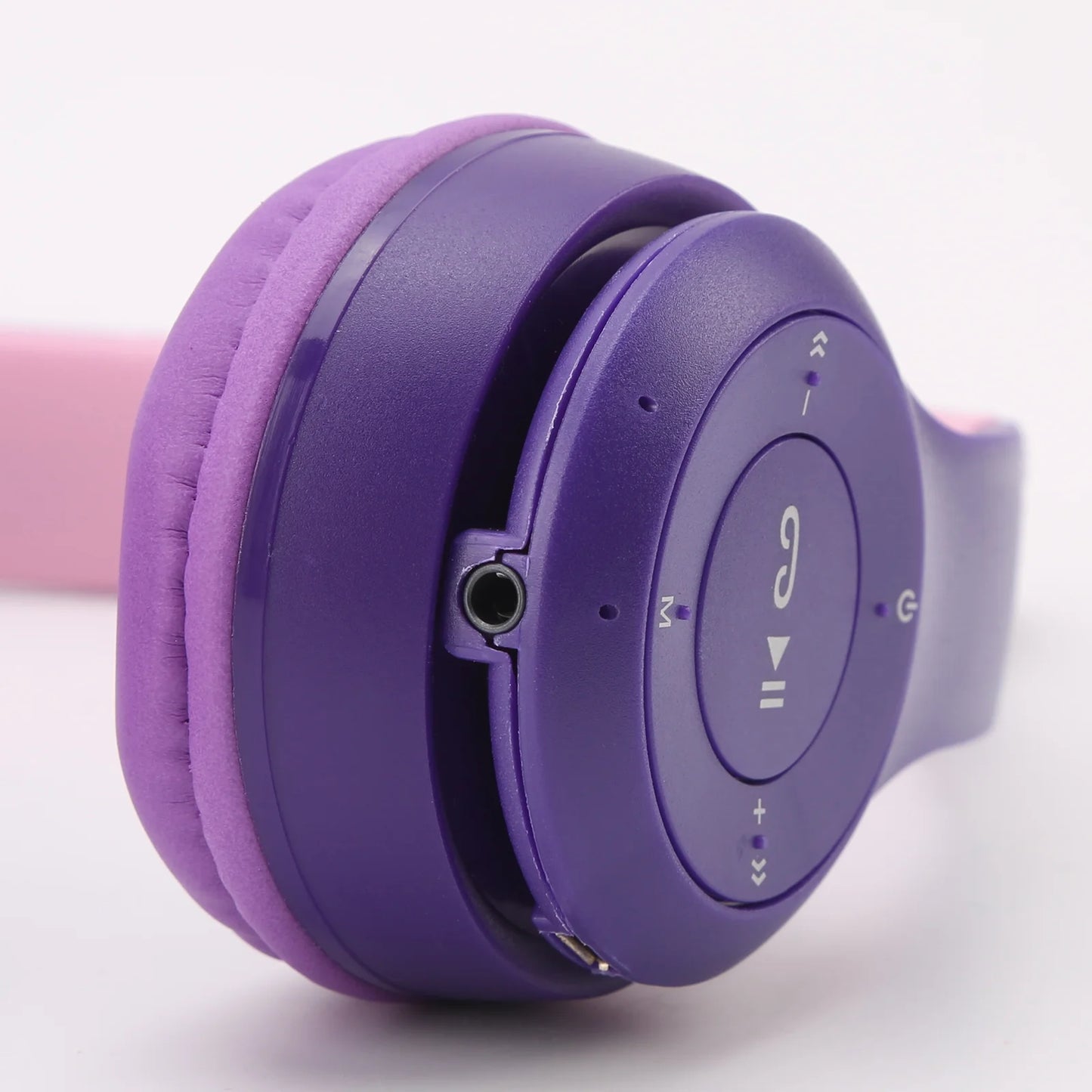 Kids Headphones, Cat Ear Wireless Headphones, LED Light up Bluetooth over on Ear Purple Headphones for Toddler Boy Girl Teen Children with Microphone,Purple